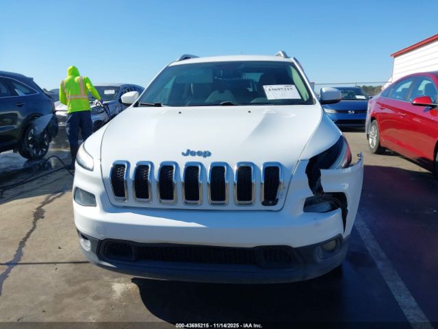 Jeep Cherokee Latitude Image 15