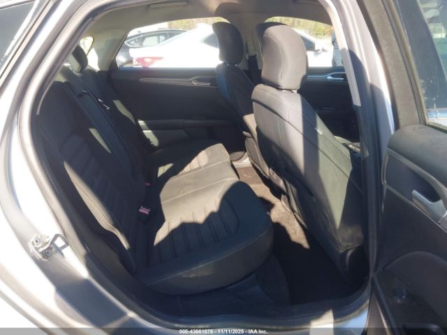 Ford Fusion Se Image 6