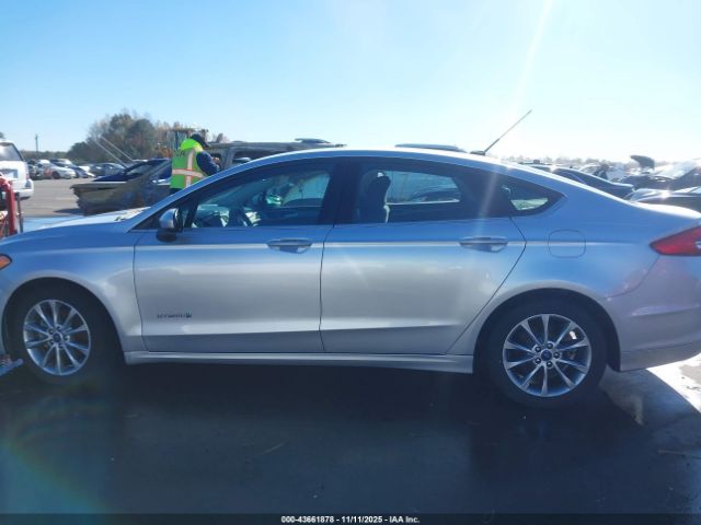 Ford Fusion Se Image 15