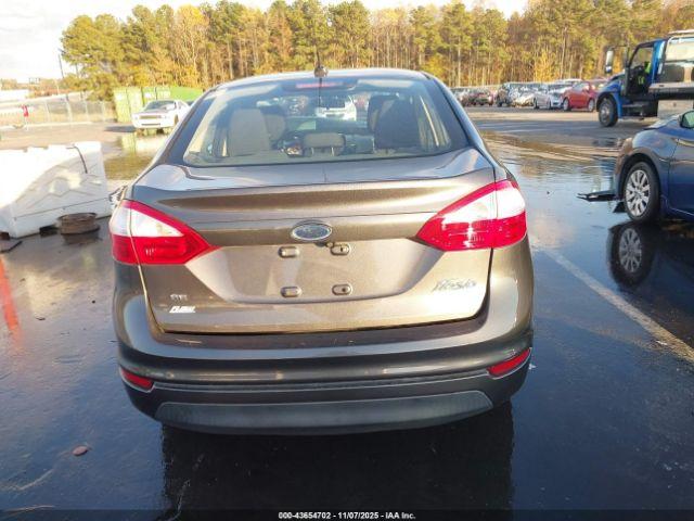 Ford Fiesta Se Image 18