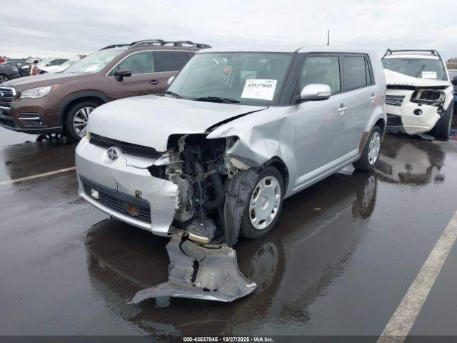 Scion xB Image 7