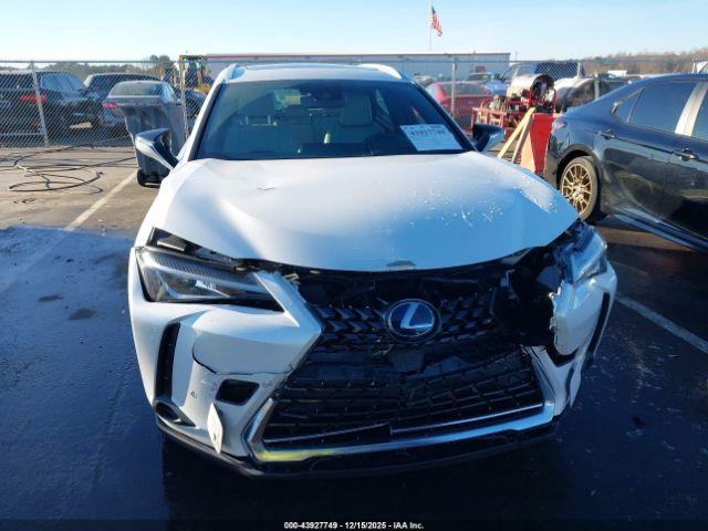 Lexus Ux Image 3