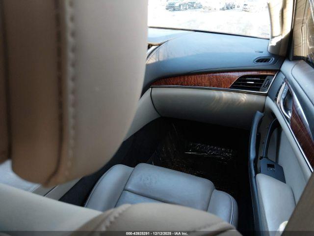 Cadillac CTS Luxury Image 15