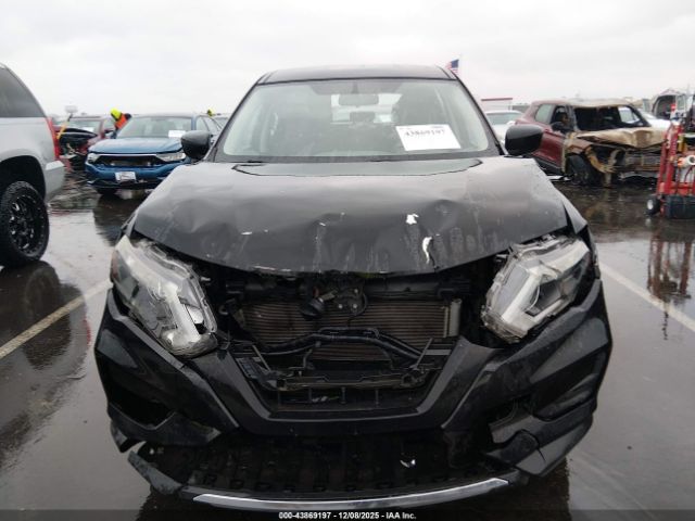 Nissan Rogue S Image 4