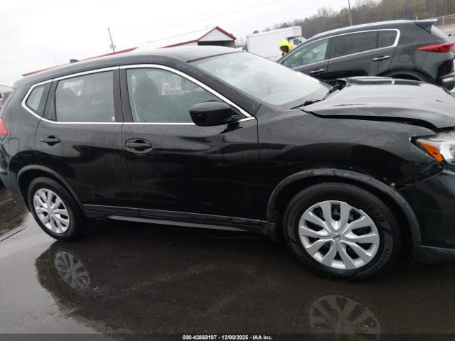 Nissan Rogue S Image 14