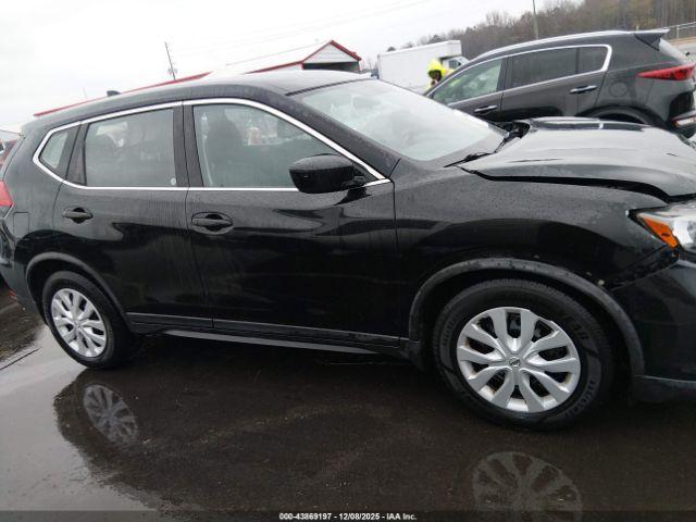 Nissan Rogue S Image 14