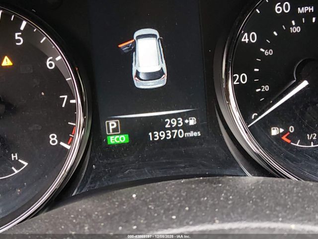 Nissan Rogue S Image 3