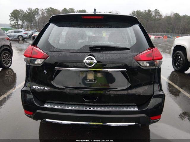 Nissan Rogue S Image 2