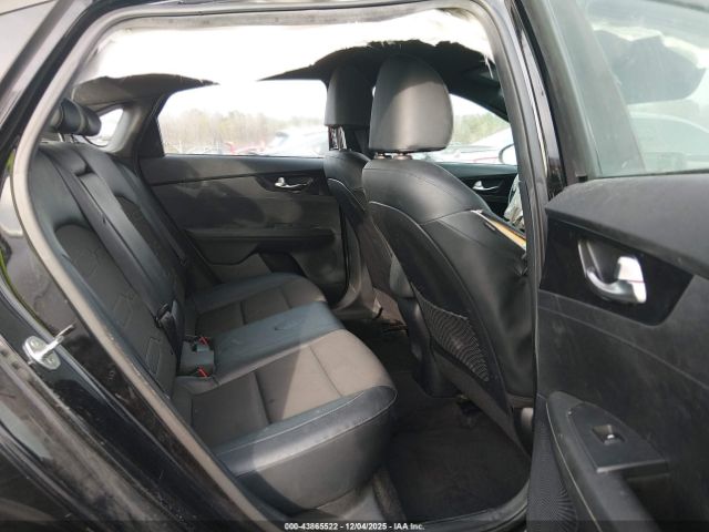 Kia Forte Gt-line Image 3