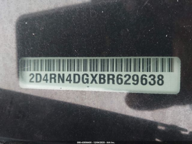 Dodge Grand Caravan Express Image 2