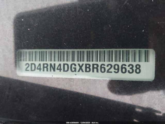 Dodge Grand Caravan Express Image 2