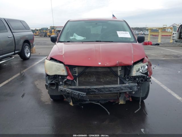 Dodge Grand Caravan Express Image 16