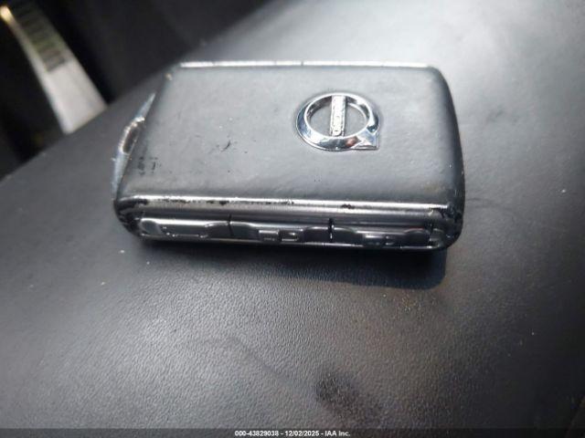 Volvo S60 T5 R-design Image 2