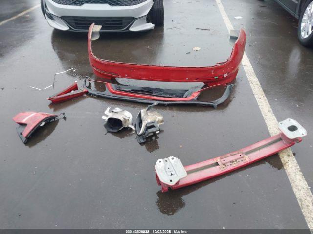 Volvo S60 T5 R-design Image 3