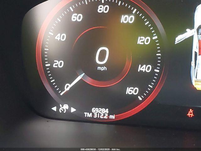 Volvo S60 T5 R-design Image 8