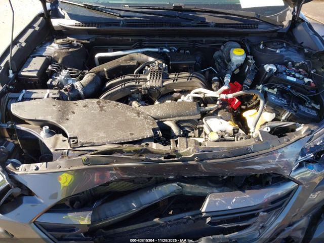 Subaru Outback Premium Image 8