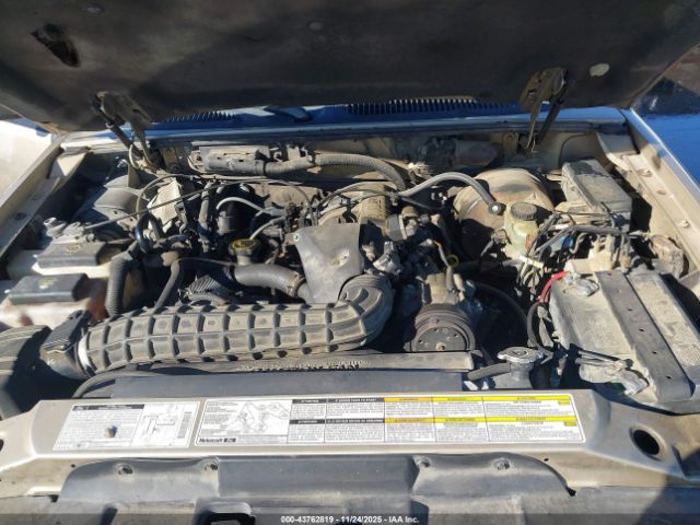 Ford Explorer Xls Image 8