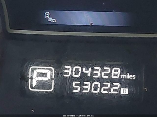 Nissan Pathfinder Sl Image 9