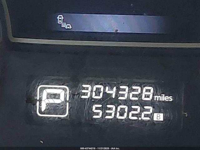 Nissan Pathfinder Sl Image 9