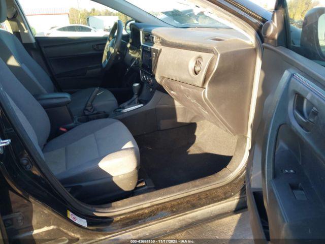 Toyota Corolla L Image 10