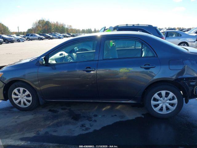 Toyota Corolla Le Image 16