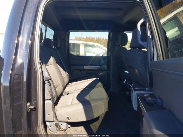 Ford F-150 Xlt Image 7