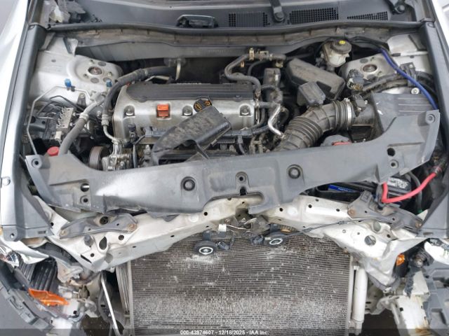 Honda Accord 2.4 Se Image 9