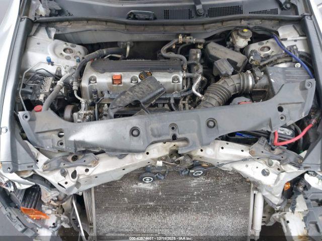 Honda Accord 2.4 Se Image 9