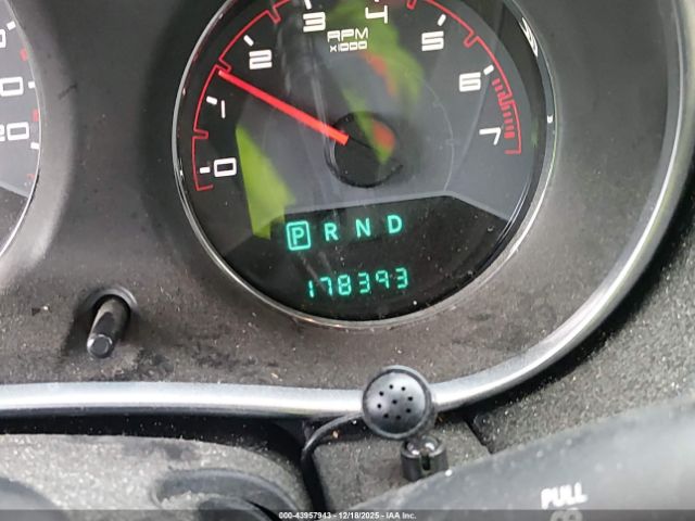 Dodge Avenger Se Image 17