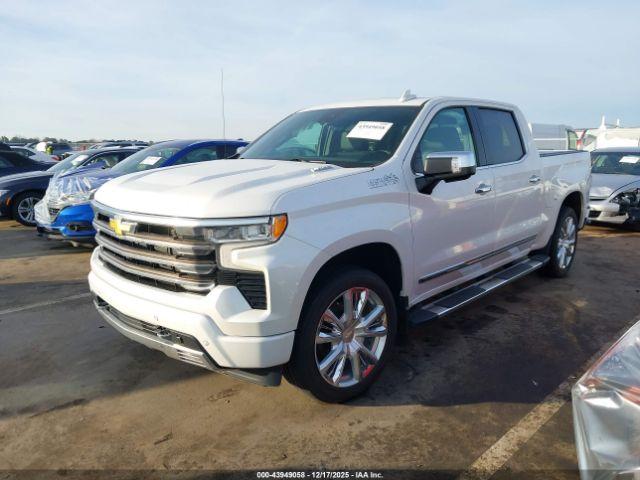 Chevrolet Silverado 1500 4wd  Short Bed High Country Image 2