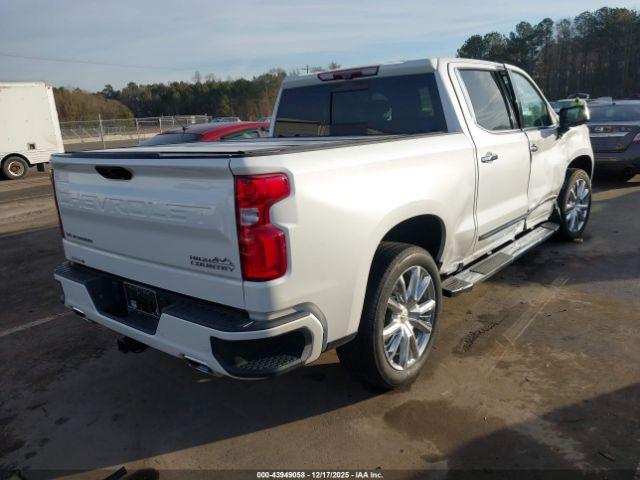 Chevrolet Silverado 1500 4wd  Short Bed High Country Image 3
