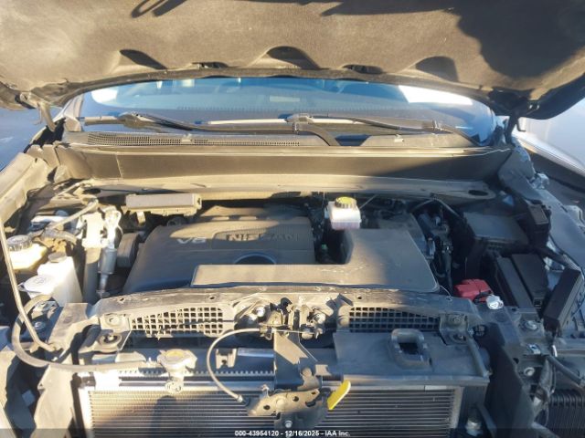 Nissan Pathfinder Platinum Image 5