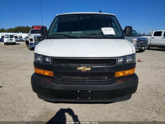 Chevrolet Express Rwd 2500 Extended Wheelbase Wt Image 9