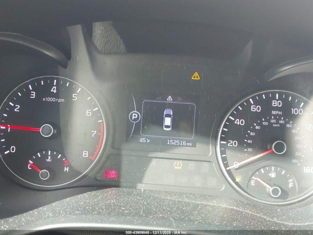 Kia Optima Lx Image 4