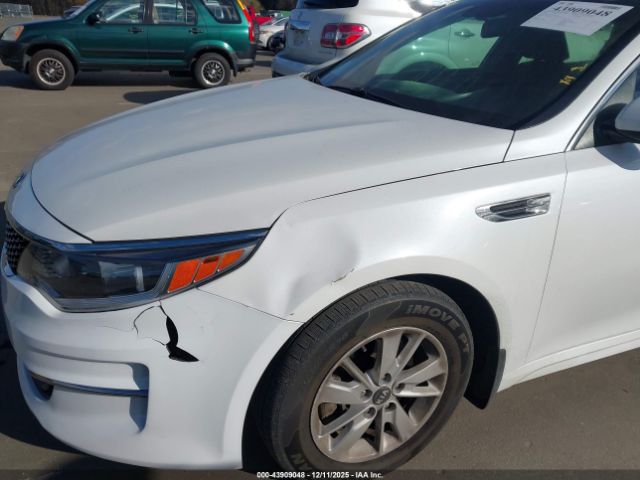 Kia Optima Lx Image 9