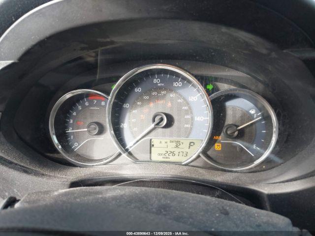 Toyota Corolla L Image 12