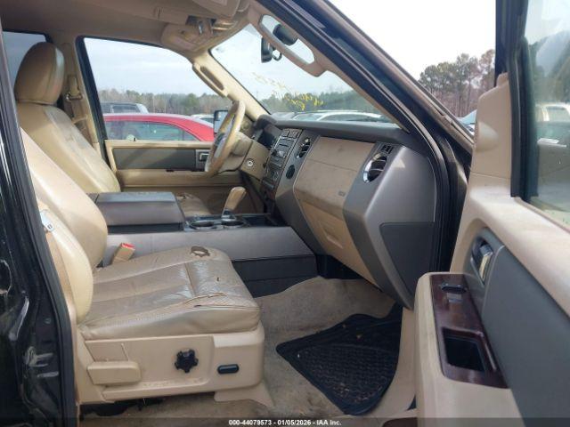 Ford Expedition Xlt Image 2