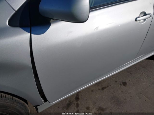 Toyota Corolla Le Image 6