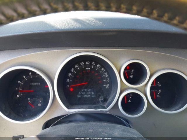 Toyota Tundra Limited 5.7l V8 Image 6