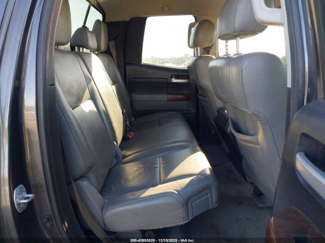 Toyota Tundra Limited 5.7l V8 Image 13