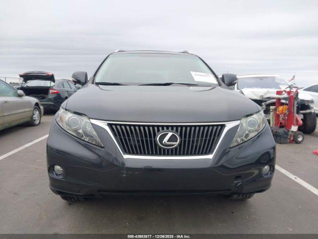 Lexus RX Image 12
