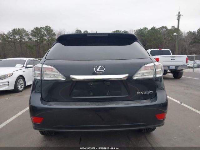 Lexus RX Image 15