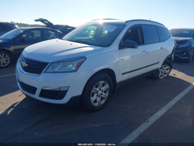 Chevrolet Traverse Ls Image 3