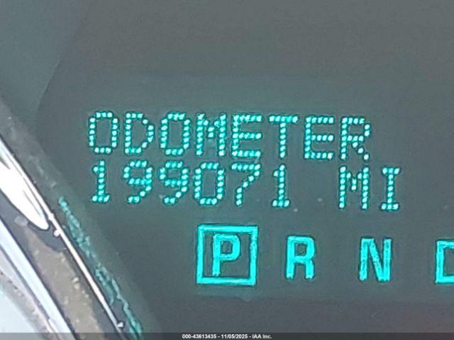 Chevrolet Traverse Ls Image 12