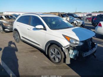  Salvage Kia Niro