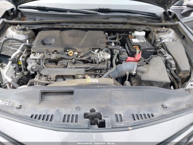 Toyota Camry Se Image 14