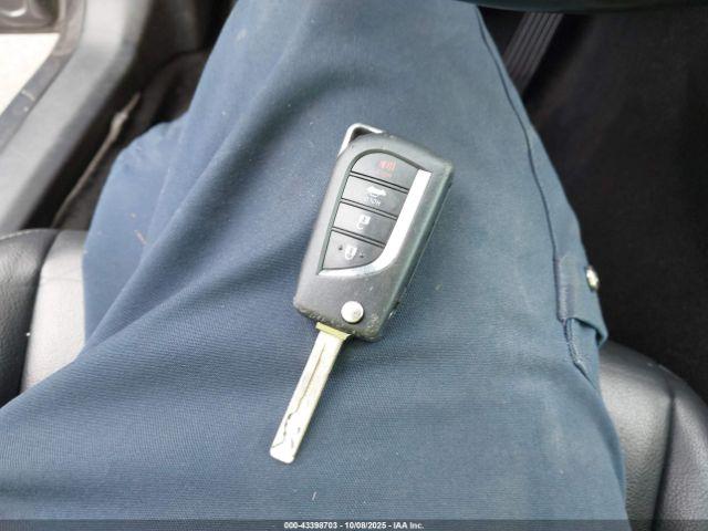 Toyota Camry Se Image 15