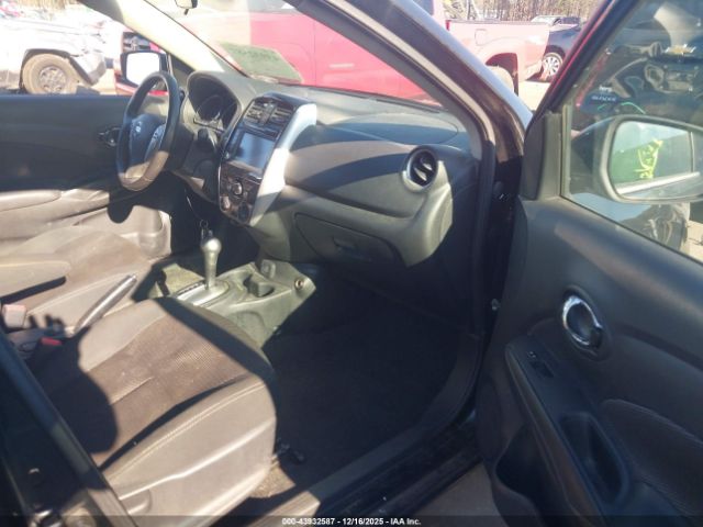 Nissan Versa 1.6 Sv Image 7