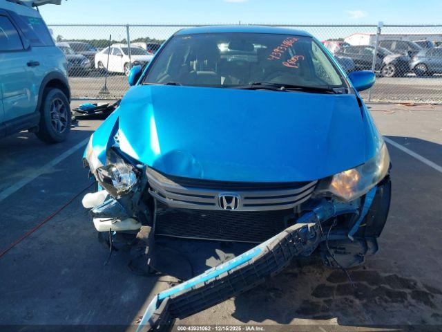 Honda Insight Image 11