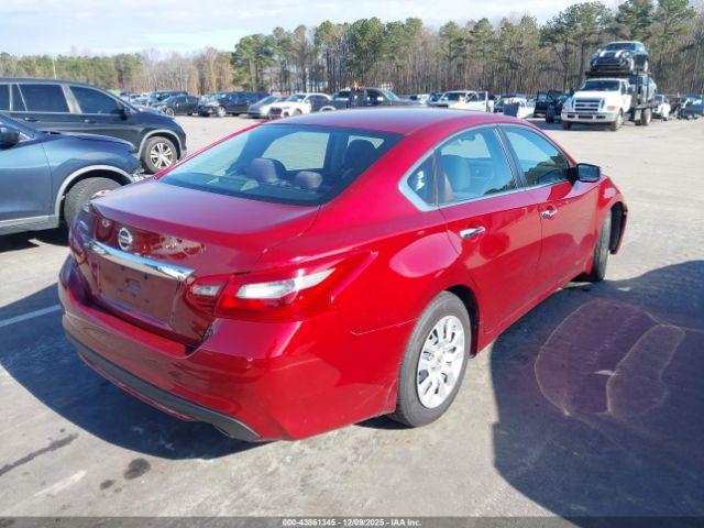 Nissan Altima 2.5 S Image 10